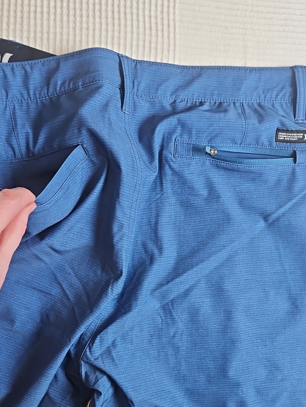 Hurley Mens Hybrid Stretch Walkshorts: Color-Sea View: Size-36 W/9.75 Inseam - Picture 11 of 16